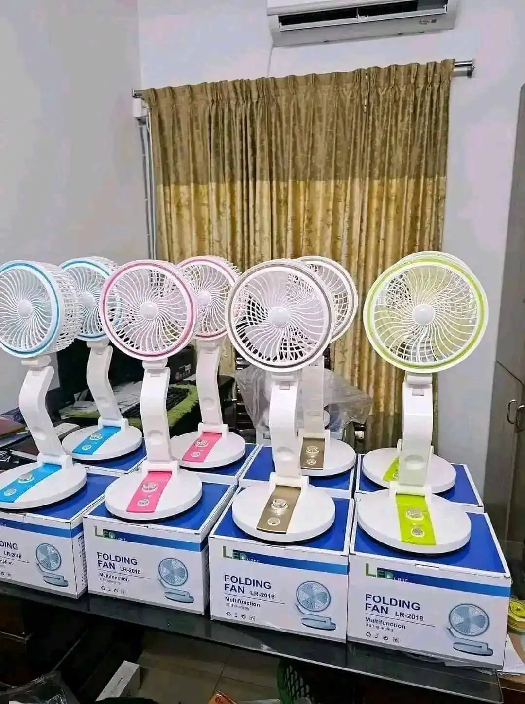 LR fan (adjustable rechargeable folding fan with LED light)